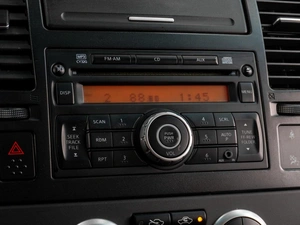 Хетчбэк Nissan Tiida 2011 года, 724000 рублей, Тюмень