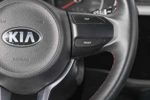 Хетчбэк Kia Rio X-Line 2018 года, 1569000 рублей, Кемерово