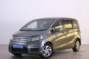 Минивэн Honda Freed 2010 года, 1019000 рублей, Омск