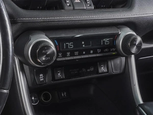 Внедорожник Toyota RAV4 2020 года, 3200000 рублей, Ростов-на-Дону