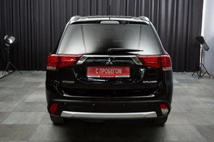 Внедорожник Mitsubishi Outlander 2015 года, 1649000 рублей, Красноярск