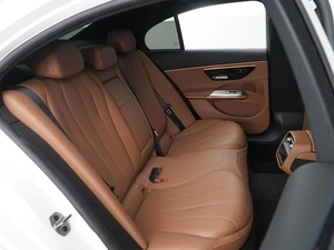 Седан Mercedes-benz E-класс 2024 года, 6211077 рублей, Москва