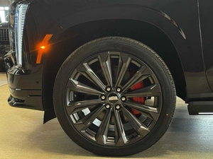 Внедорожник Cadillac Escalade-V 2026 года, 27000000 рублей, Павловская Слобода