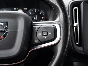 Внедорожник Volvo XC40 2019 года, 2700000 рублей, Краснодар