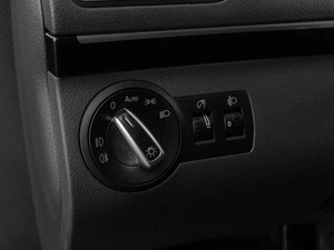 Минивэн Volkswagen Touran 2013 года, 1198999 рублей, Москва