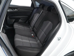 Седан Kia Cerato 2022 года, 2157444 рублей, Москва