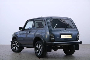 Внедорожник ВАЗ (LADA) 4x4 (Нива) 2020 года, 819000 рублей, Омск