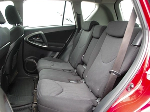 Внедорожник Toyota RAV4 2011 года, 1610000 рублей, Владимир