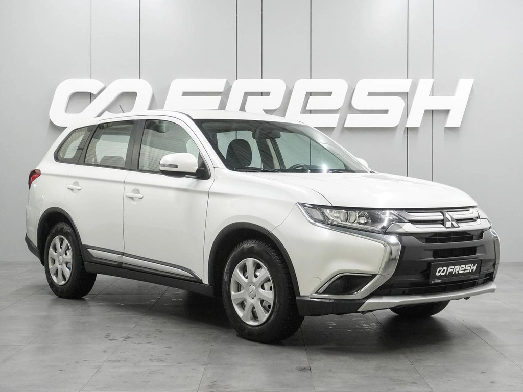 Внедорожник Mitsubishi Outlander 2015 года, 1679000 рублей, Воронеж