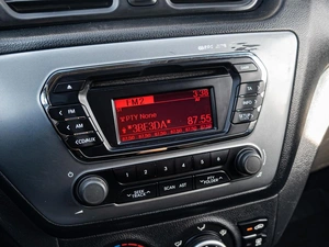 Седан Kia Rio 2014 года, 850000 рублей, Краснодар