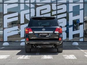 Внедорожник Toyota Land Cruiser 2014 года, 4399000 рублей, Краснодар