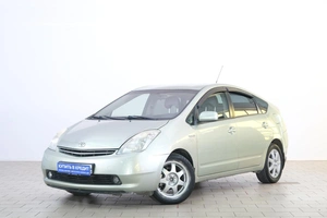 Лифтбек Toyota Prius 2008 года, 689000 рублей, Омск
