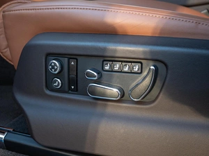 Внедорожник Bentley Bentayga 2019 года, 13300000 рублей, Краснодар