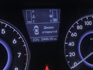 Седан Hyundai Solaris 2016 года, 799000 рублей, Сургут