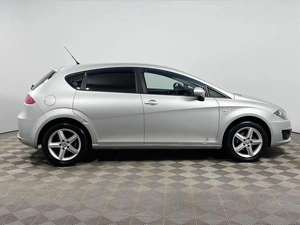 Хетчбэк SEAT Leon 2012 года, 679900 рублей, Казань