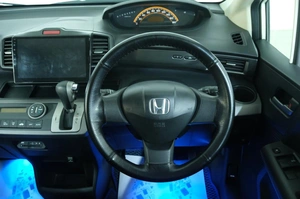Минивэн Honda Freed 2010 года, 1159000 рублей, Омск