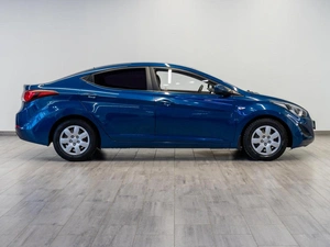 Седан Hyundai Elantra 2014 года, 1229000 рублей, Саратов