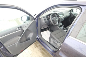 Внедорожник Volkswagen Tiguan 2012 года, 1150000 рублей, Обнинск