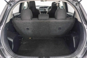 Хетчбэк Toyota Vitz 2019 года, 969000 рублей, Красноярск