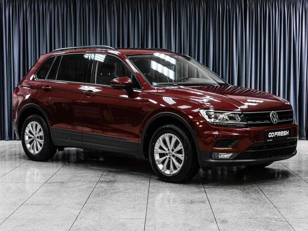 Внедорожник Volkswagen Tiguan 2019 года, 2354000 рублей, Тюмень