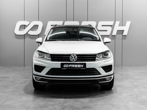 Внедорожник Volkswagen Touareg 2016 года, 2580000 рублей, Тюмень