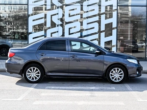 Седан Toyota Corolla 2013 года, 1020000 рублей, Волгоград