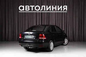 Седан Volkswagen Polo 2015 года, 899000 рублей, Красноярск