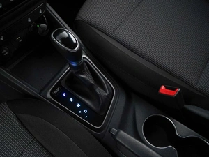 Седан Hyundai Solaris 2021 года, 1568444 рублей, Москва