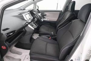 Минивэн Toyota Wish 2011 года, 1449000 рублей, Красноярск