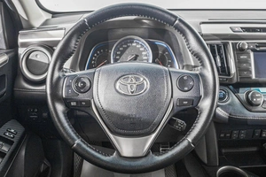 Внедорожник Toyota RAV4 2013 года, 1999000 рублей, Барнаул