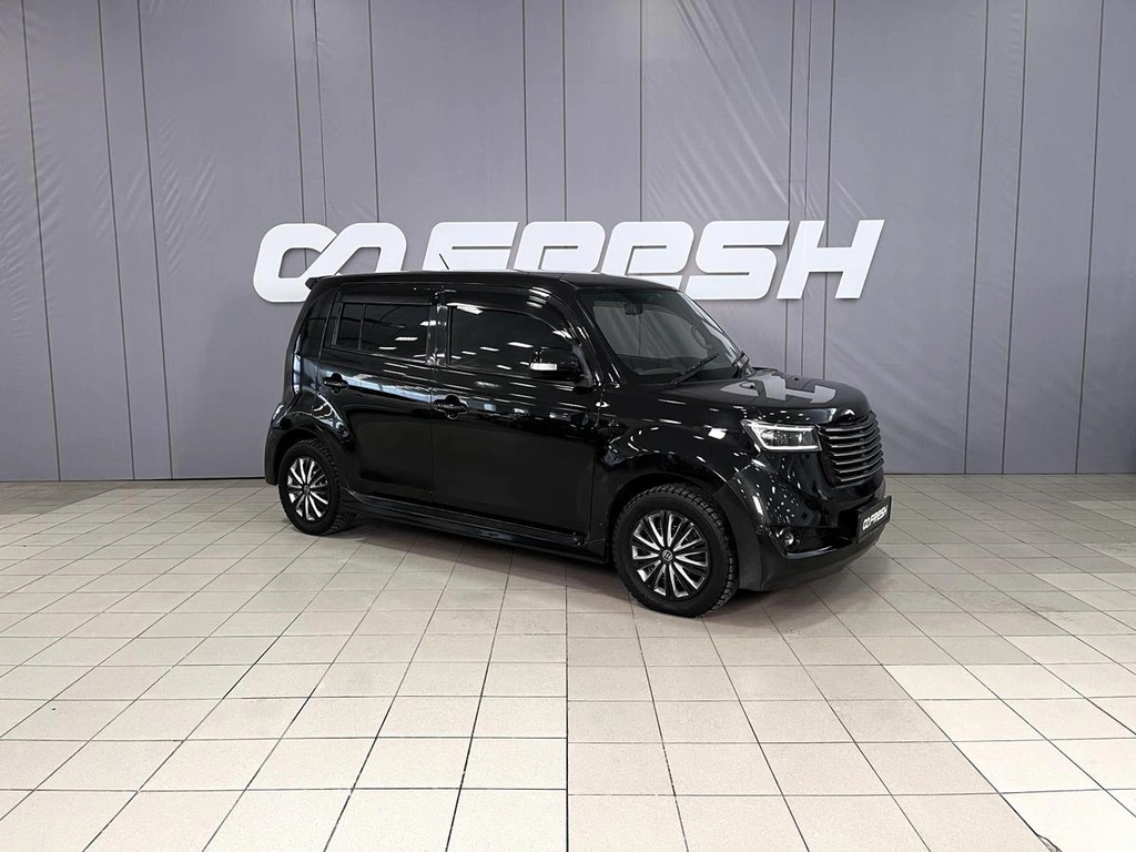 Минивэн Toyota bB 2006 года, 699000 рублей, Нижневартовск