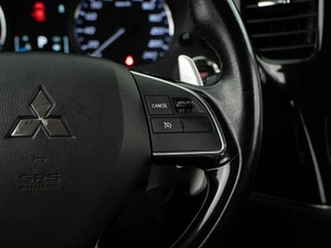 Внедорожник Mitsubishi Outlander 2015 года, 1898055 рублей, Москва