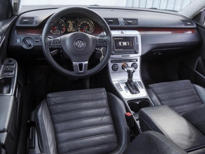 Седан Volkswagen Passat 2009 года, 860000 рублей, Волгоград