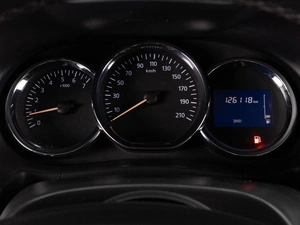 Внедорожник Renault Duster 2015 года, 1125000 рублей, Тюмень