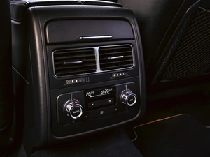 Внедорожник Volkswagen Touareg 2013 года, 2580000 рублей, Краснодар