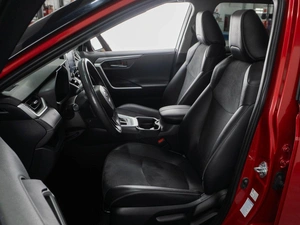 Внедорожник Toyota RAV4 2021 года, 3499000 рублей, Тюмень