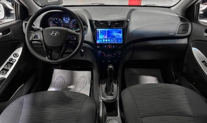 Хетчбэк Hyundai Solaris 2015 года, 1157000 рублей, Красноярск