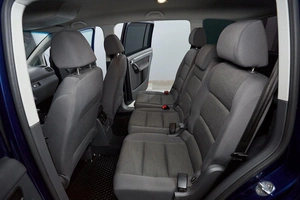 Минивэн Volkswagen Touran 2007 года, 950000 рублей, Красноярск