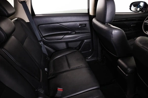 Внедорожник Mitsubishi Outlander 2016 года, 1959000 рублей, Пермь
