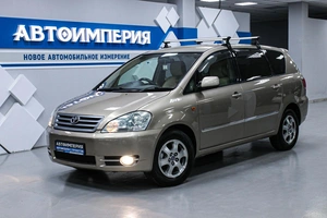 Минивэн Toyota Ipsum 2001 года, 768000 рублей, Солонцы