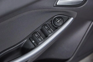 Хетчбэк Ford Focus 2013 года, 799000 рублей, Красноярск