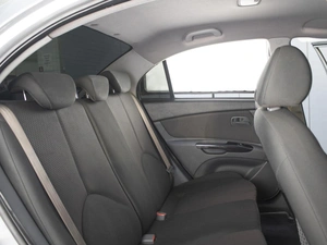 Седан Kia Rio 2010 года, 460000 рублей, Омск