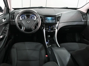 Седан Hyundai Sonata 2012 года, 1199000 рублей, Ростов-на-Дону