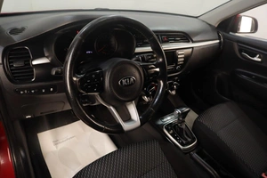 Седан Kia Rio 2018 года, 1299000 рублей, Челябинск