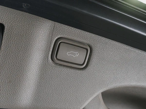 Минивэн Kia Carnival 2019 года, 3129000 рублей, Тюмень