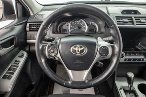 Седан Toyota Camry 2012 года, 1549000 рублей, Барнаул