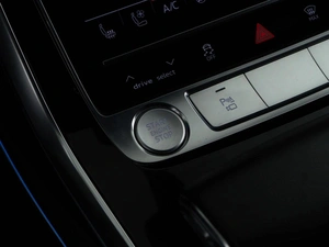 Внедорожник Audi Q8 2019 года, 7877077 рублей, Москва
