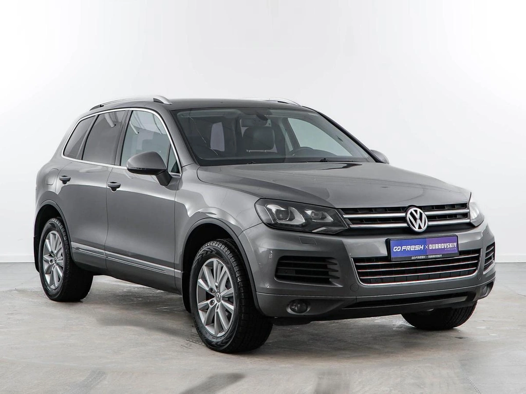 Внедорожник Volkswagen Touareg 2012 года, 1969050 рублей, Москва