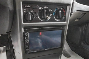 Седан Daewoo Nexia 2002 года, 219000 рублей, Барнаул