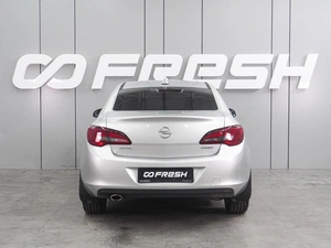 Седан Opel Astra 2014 года, 814000 рублей, Воронеж